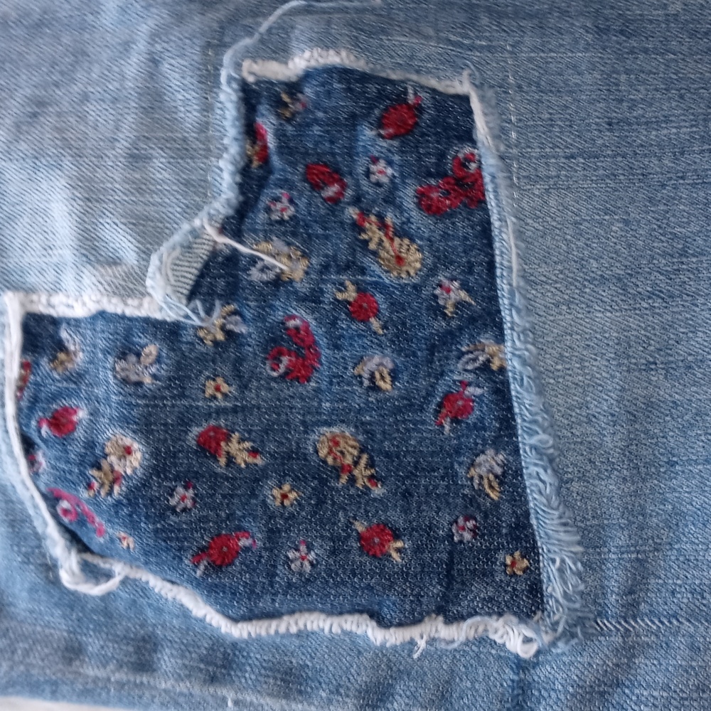 Artisan Crafted Distressed Denim Jeans Size 4 - Picture 2 of 7